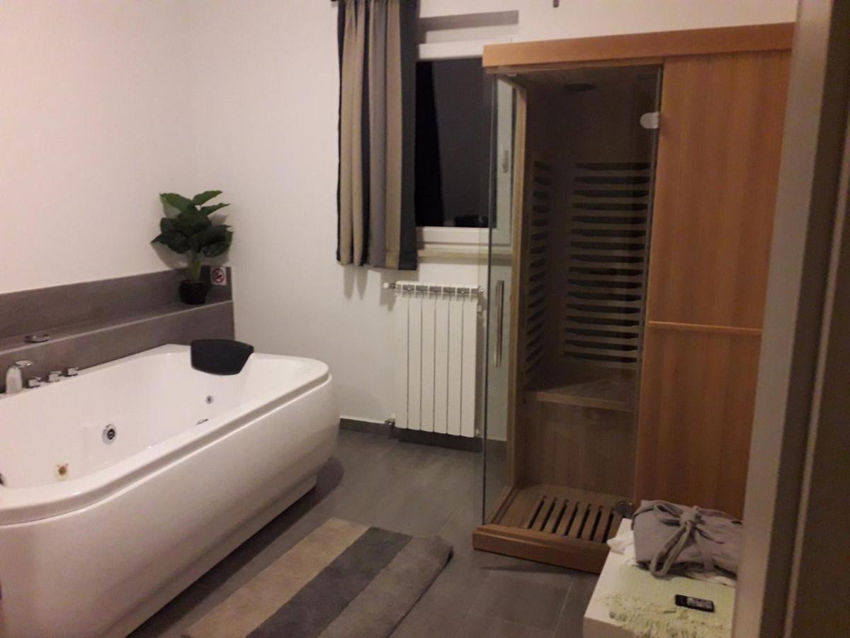B&B Villa Vela Умаг Екстериор снимка